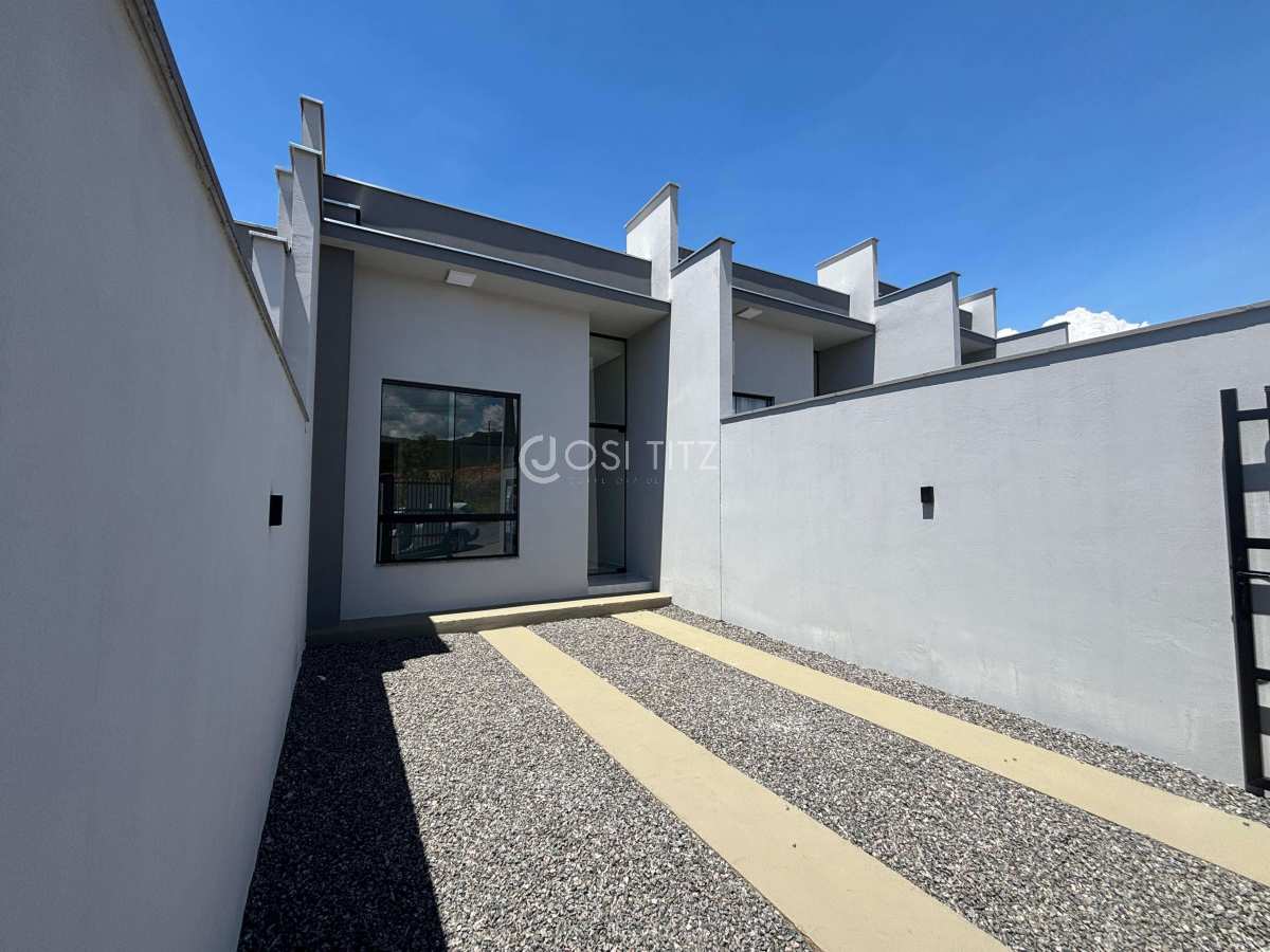 Casa Geminada no Bairro Três Rios do Sul - Josi Titz Corretora de imóveis
